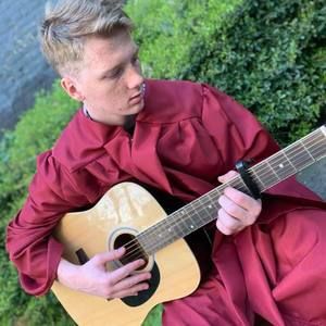 Meet your Posher, Mikey